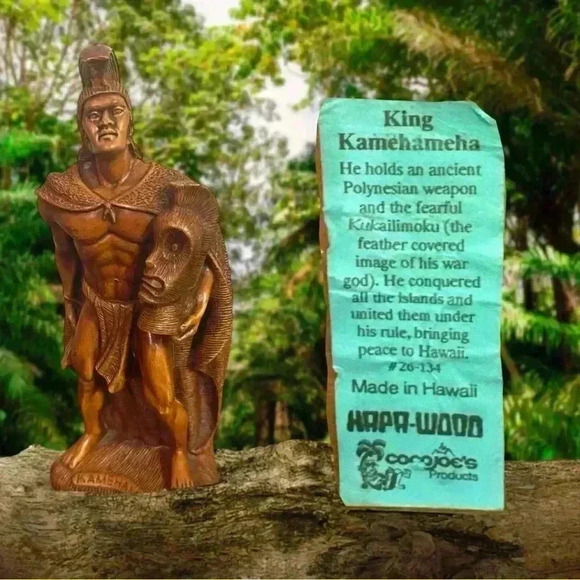 Coco Joe’s Vintage Hawaii King Kamehameha 8” Tiki Statue Figuring Hapa Wood - Picture 2 of 2